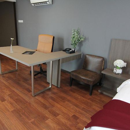 Nexus Business Suite Hotel Shah Alam Oda fotoğraf
