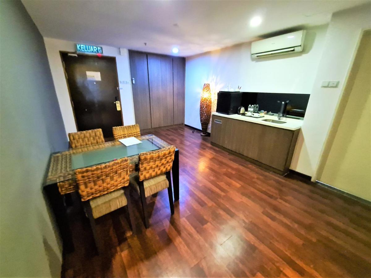 Nexus Business Suite Hotel Shah Alam Dış mekan fotoğraf